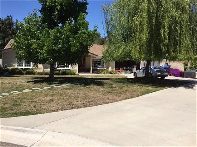1st image of 1499 Reynolds Ct
