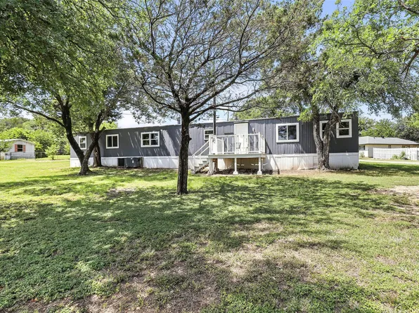 2657 Edgecliff Ct, Granbury, TX 76048