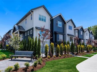 10145 5th St #9, Sidney, BC
