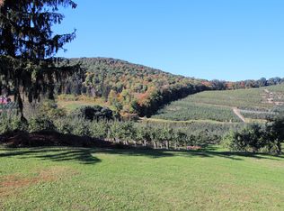 789 Old Indian Rd, Marlboro, NY 12542