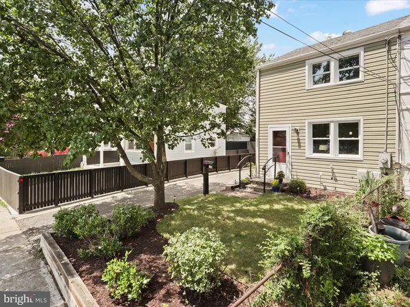 5403 8th Pl S, Arlington, VA 22204