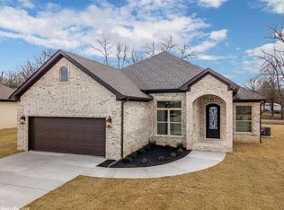 800 Sussix Loop, North Little Rock, AR 72120