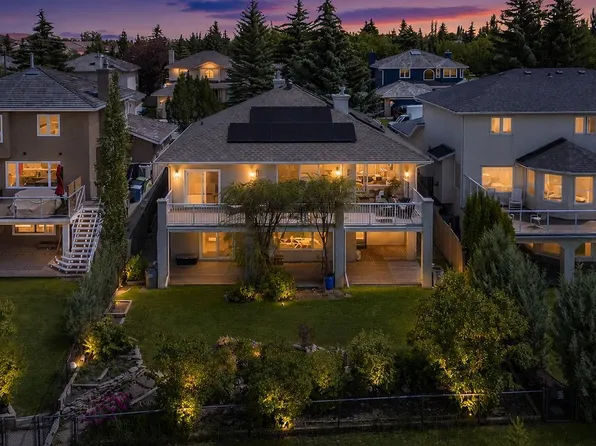 410 Mount Sparrowhawk Pl SE, Calgary, AB T2Z 2G9