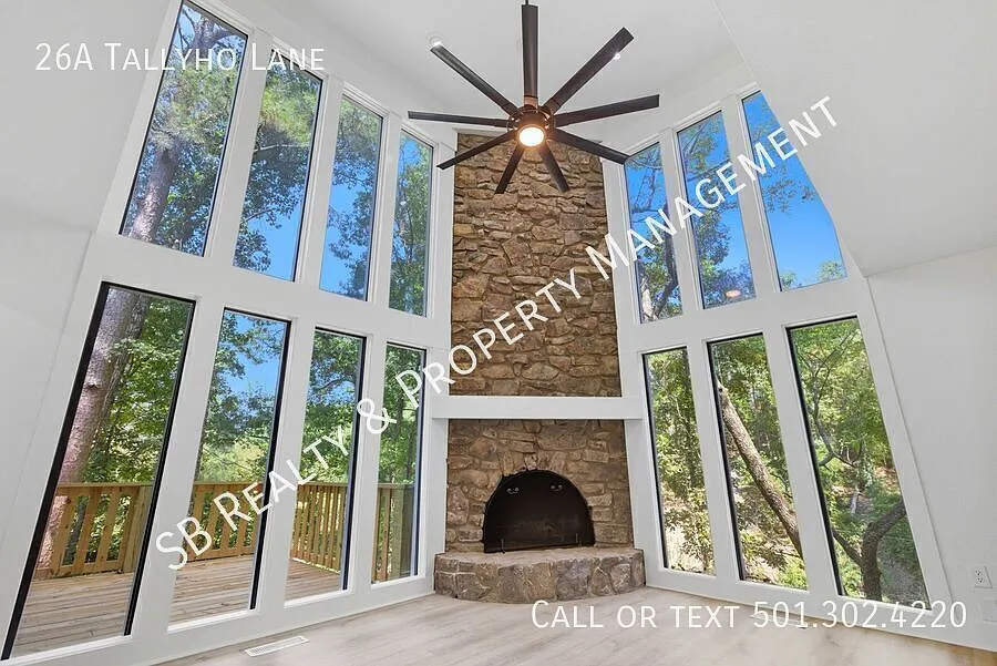 5 Bed 4 Bath — Photo 4