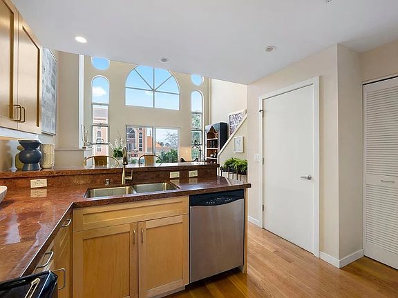 4th image of 350 N 2nd St APT 308