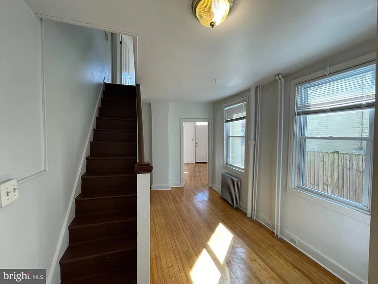 403 W South St #A — Photo 4
