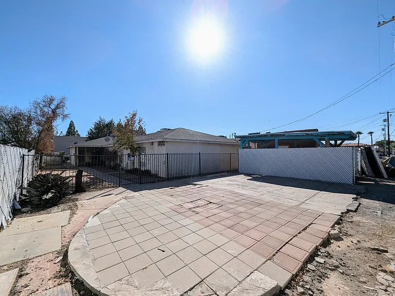 1314 W Whitton Ave #1 — Photo 43