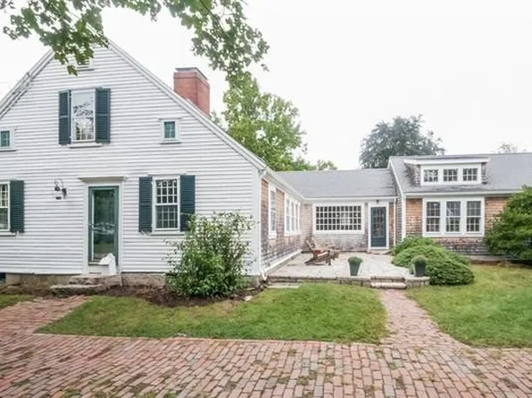 682 Main St, Hingham, MA 02043