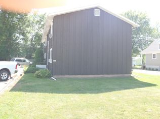 1433 Witzel Ave APT 3, Oshkosh, WI 54902