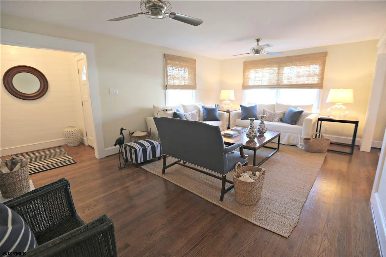 3 bed, 2.0 bath, $19,000 — Photo 3