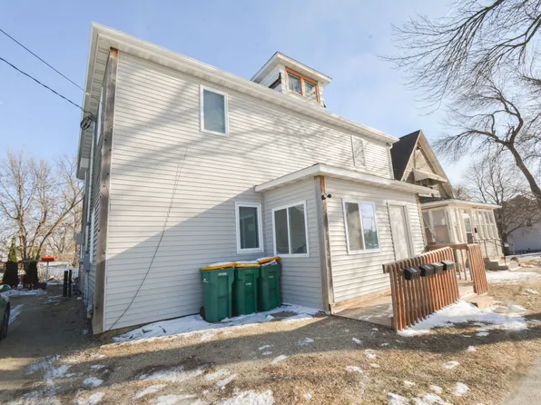 127 Elizabeth Ave, 127 Elizabeth Ave #1, Albert Lea, MN 56007