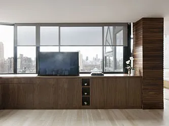 Rented by Elizabeth Robins, LREB