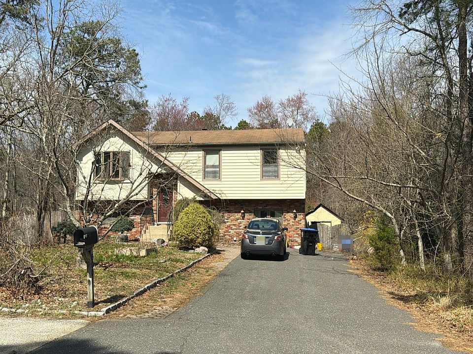 1st image of 800 Judith Ln