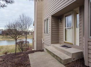 6220 Partridge Hill Dr, Racine, WI 53406