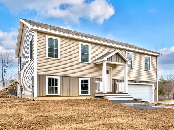 15 Carole Court, Rochester, NH 03868