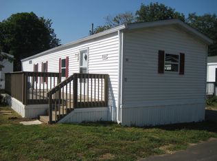 10 Sharon Dr, Mansfield, CT 06268