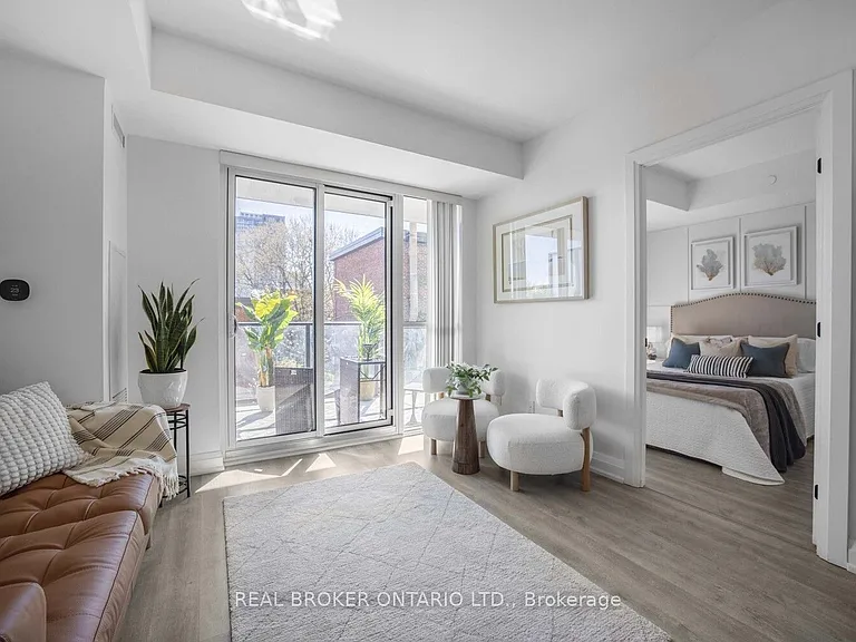 2369 Danforth Ave #210 — Photo 9