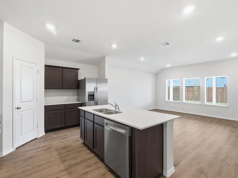 722 Orchid Way — Photo 8