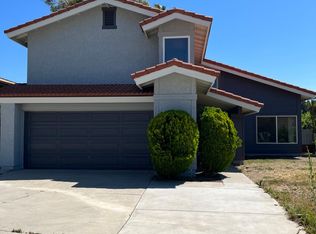 10 Tanglewood Dr, Pomona, CA