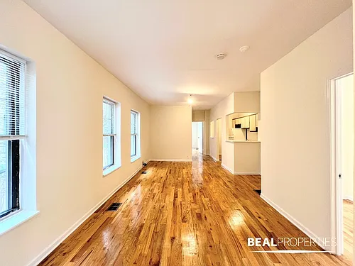 660 W Cornelia Ave #12 Photo 1