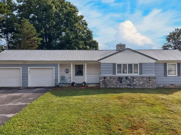 209 Susong Ln, Greeneville, TN 37743