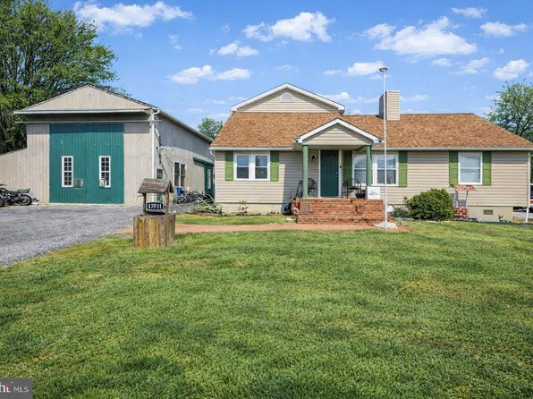 15731 Smith Rd, Thurmont, MD 21788