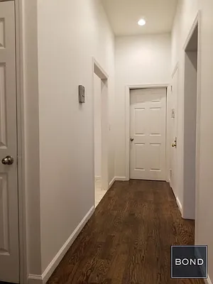 Rented by Bond New York | media 15