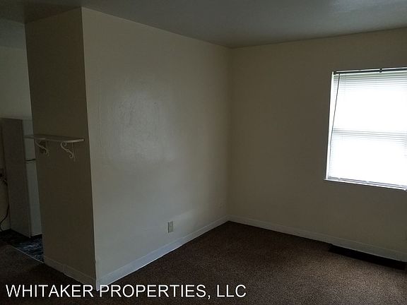 4th image of 601 Hadley Ave APT 1