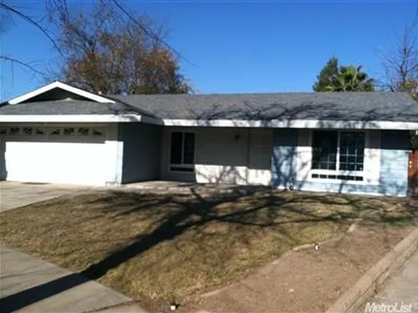3321 Bridalveil Ct, Merced, CA 95340