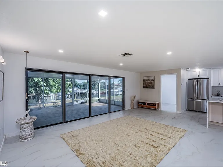 618 Santa Margerita Ln — Photo 10