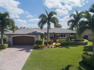 3905 SE 1st Ave, Cape Coral, FL 33904