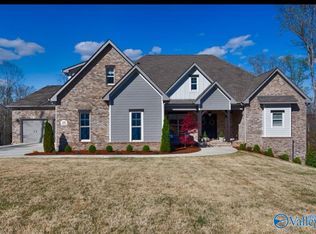 28 Watson Grande Way SE, Brownsboro, AL 35741