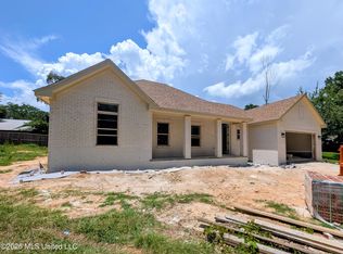6632 Alii Pl, Diamondhead, MS 39525