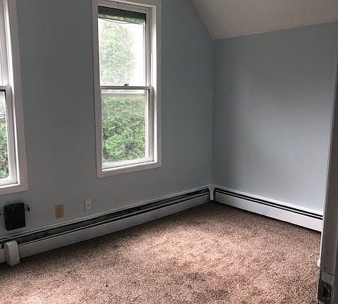 5th image of 128 7th Ave S #2