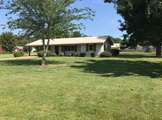 2304 Jaybee Dr, Jonesboro, AR 72404