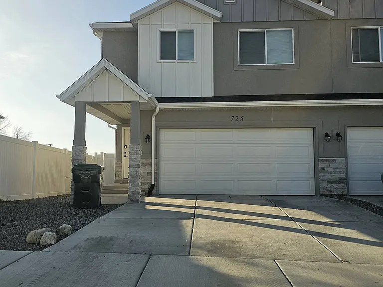 725 N 150 E #1 — Photo 1