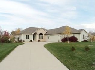 N7907 Edgewater Ct, SHERWOOD, WI 54169