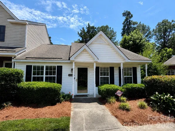 12343 Bluestem Ln, Charlotte, NC 28277