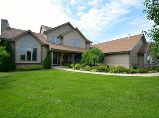 4603 Elmwood Rd, Hubertus, WI 53033