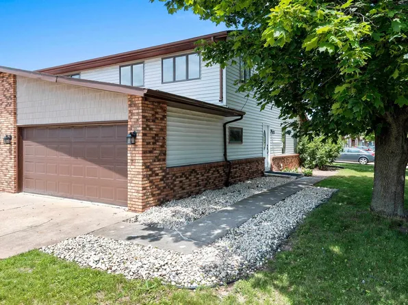 430 E 1st Ave #D, Appleton, WI 54911