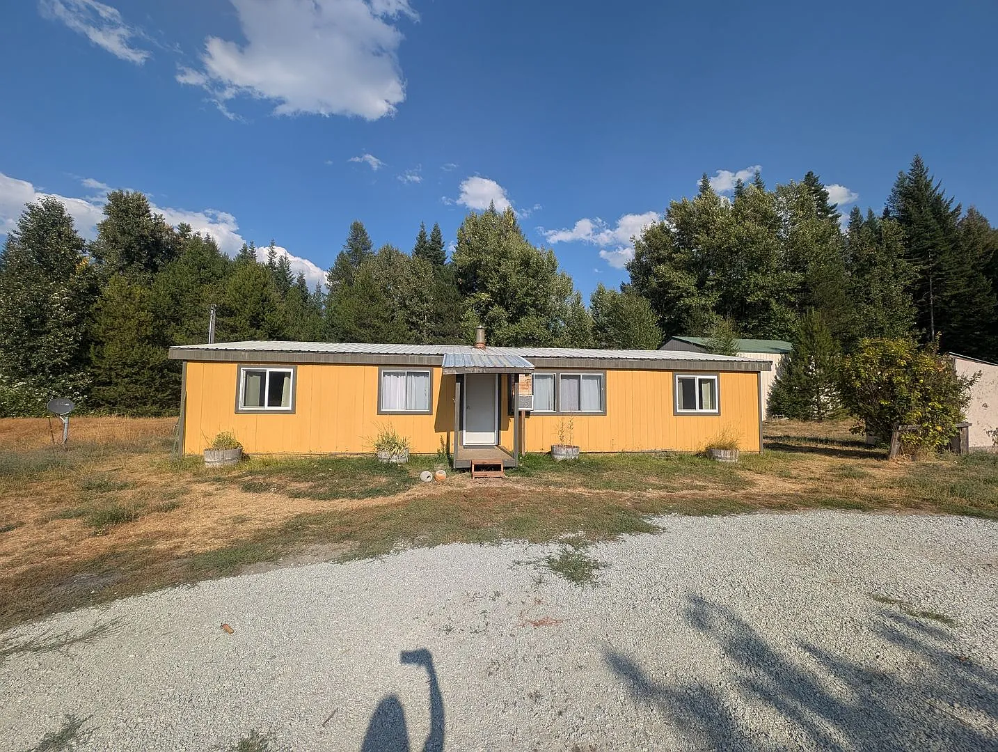 3 Bed 2 Bath Home — Photo 1
