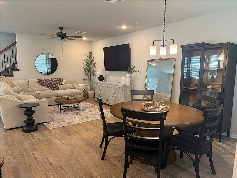 5504 Hyde Park Dr — Photo 10