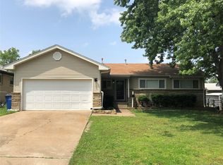 5733 E 24th Pl, Tulsa, OK 74114