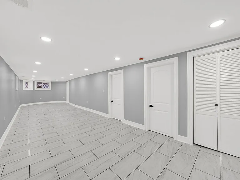 6607 S Oakley Ave #1 — Photo 7