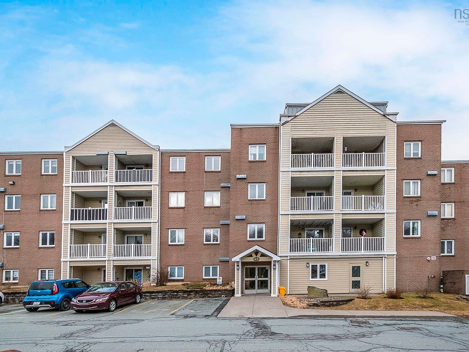 1st image of 15 Langbrae Dr #417