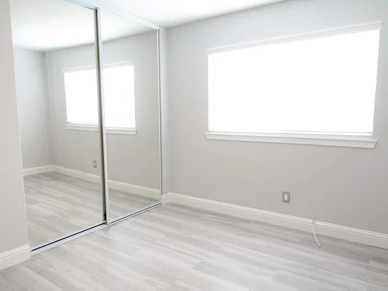 1546 Valle Vista Ave #48 — Photo 2