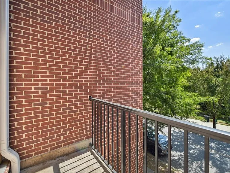 745 Fountainhead Ln NE #126 — Photo 24
