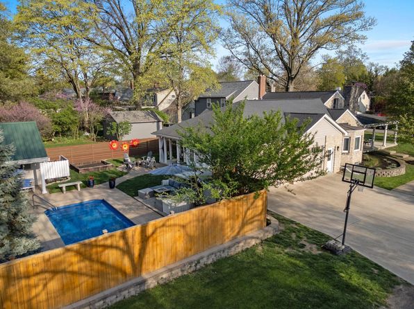 130 W Beaumont Rd, Columbus, OH 43214