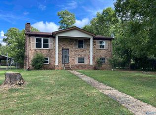 3616 Judd Ave NW, Huntsville, AL 35810