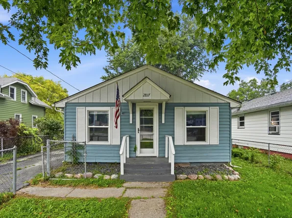 2817 19th St, East Moline, IL 61244